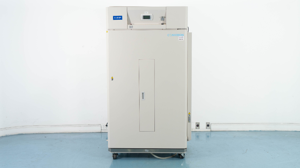 Image of Conviron G1000 Environmental Chamber